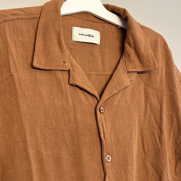 Critical Slide button down shirt - Picture 2 of 5